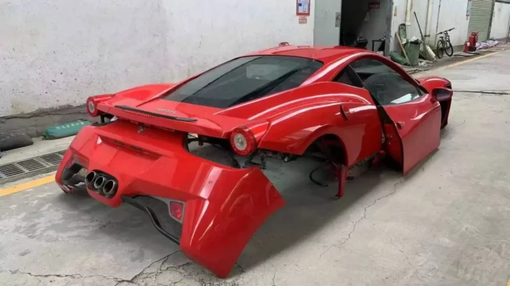 El requisito que se impone para comprar el chasis de Ferrari y Lamborghini