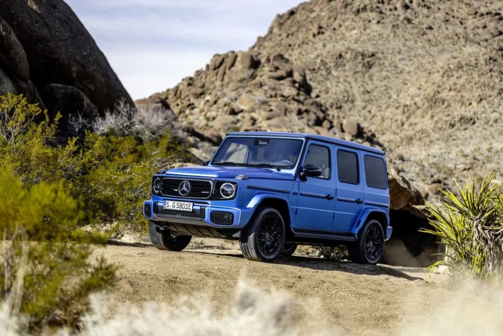 mercedes g 580 e clase g 11 Motor16