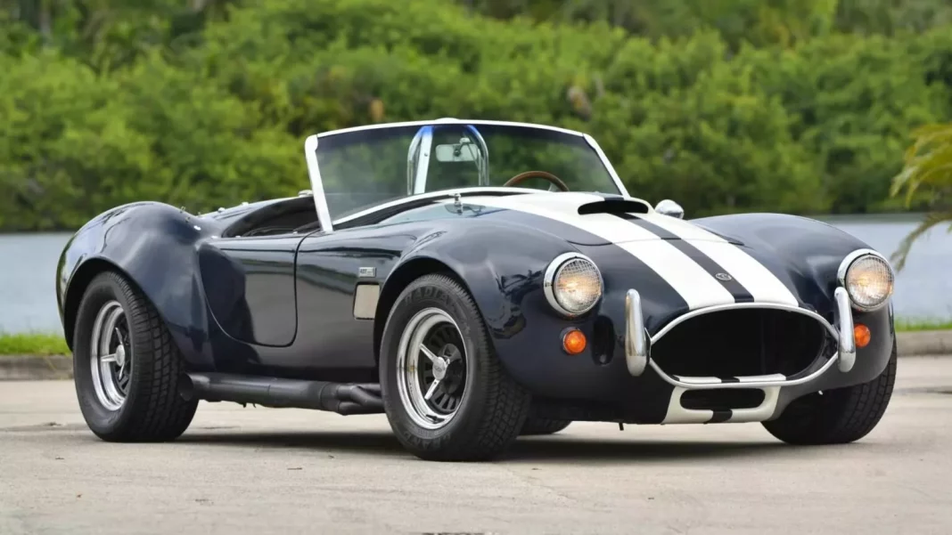 1965 Shelby Cobra Mecum Bad Boys. Imagen portada.