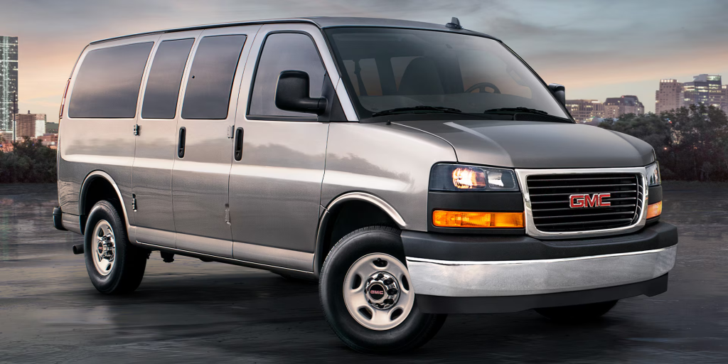 2024 GMC Savana 1 Motor16