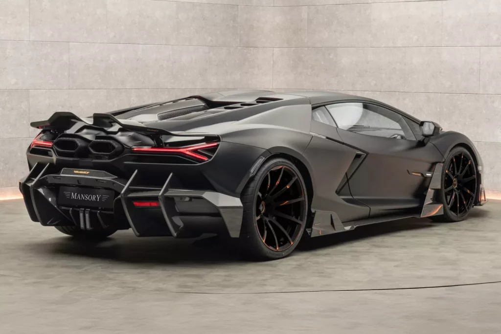 2024 Lamborghini Revuelto. Mansory Initiate. Imagen trasera.