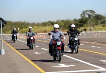 El día que entra en vigor el curso obligatorio de la DGT para conducir motos de 125 cc con el carnet de coche