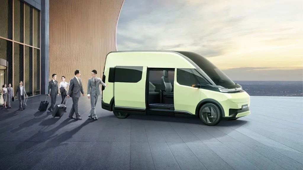 2024 Farizon Super Van. Geely. Imagen exterior.