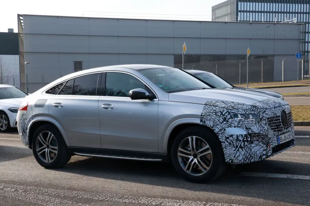 Mercedes GLE Coupe fl 12 Motor16