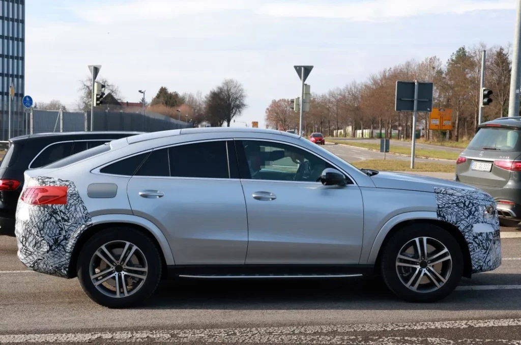 Mercedes GLE Coupe fl 13 Motor16