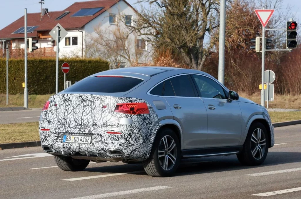 Mercedes GLE Coupe fl 7 Motor16