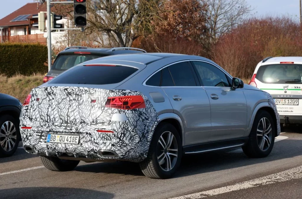 Mercedes GLE Coupe fl 8 Motor16