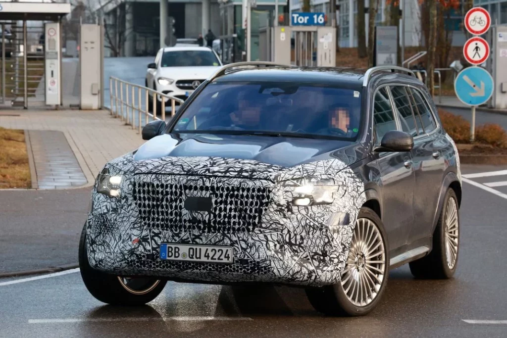 Mercedes Maybach GLS 2026 8 Motor16