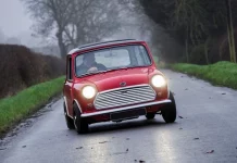 El último restomod de Tolman es un Mini Cooper S Mk II de 1968