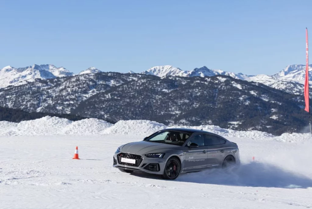 Winter audi driving experience 7 Motor16