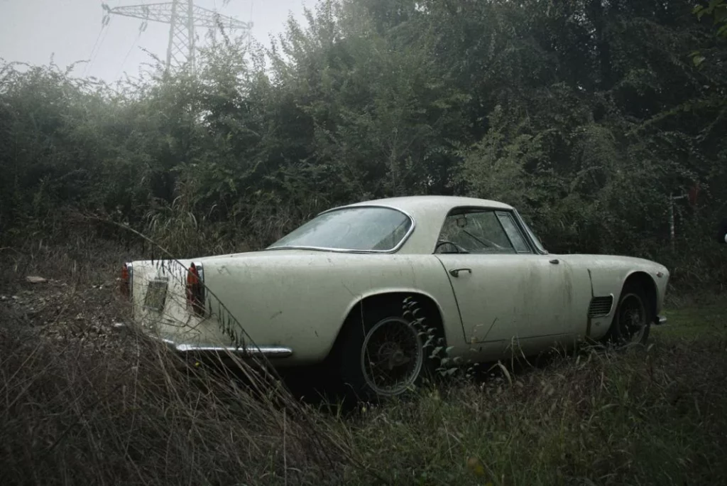 1961 Maserati 3500GT 4 Barnfind Exterior 17 Motor16