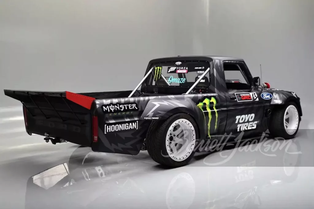 1977 Hoonitruck. Ken Block. Barrett-Jackson. Imagen estudio.