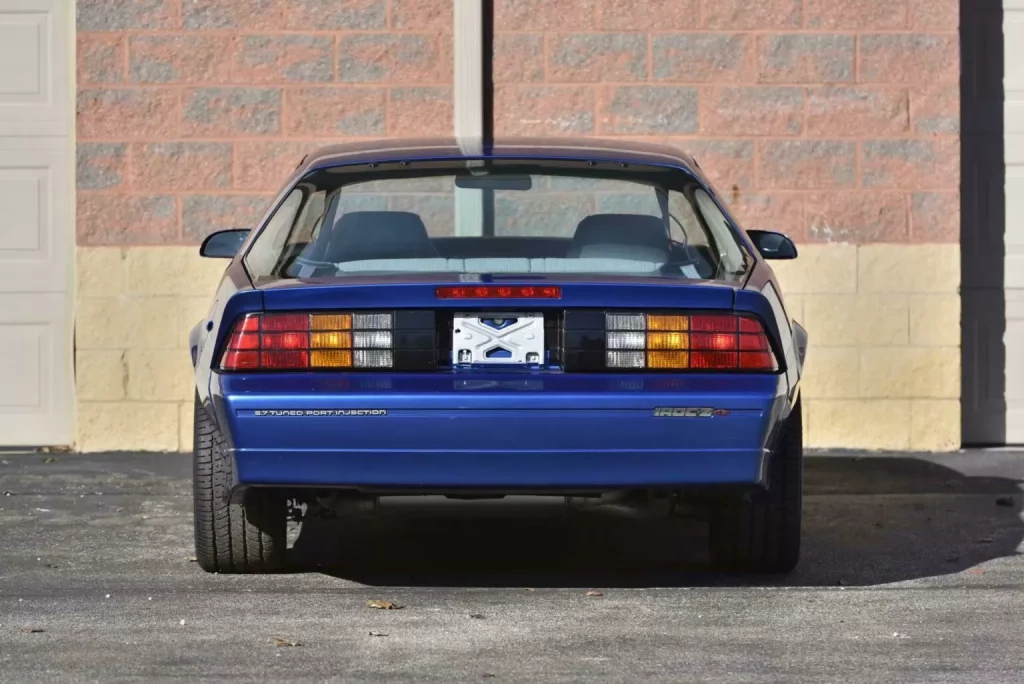 1990 Chevrolet Camaro IORC Z Mecum 28 Motor16