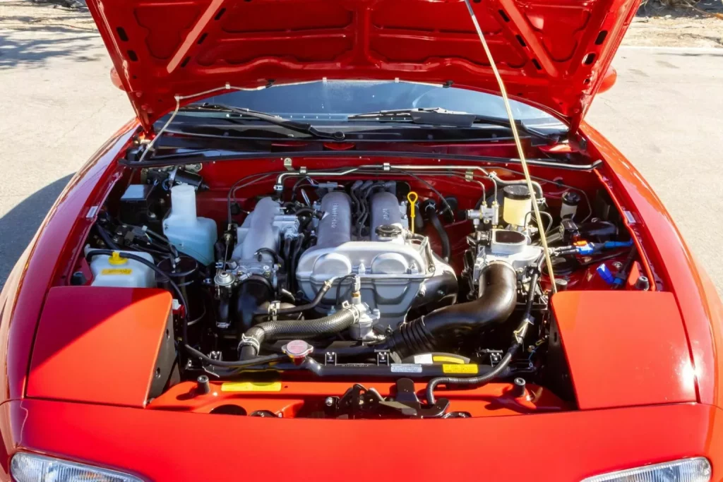 1990 Mazda MX-5 Miata. Subasta. Imagen motor.