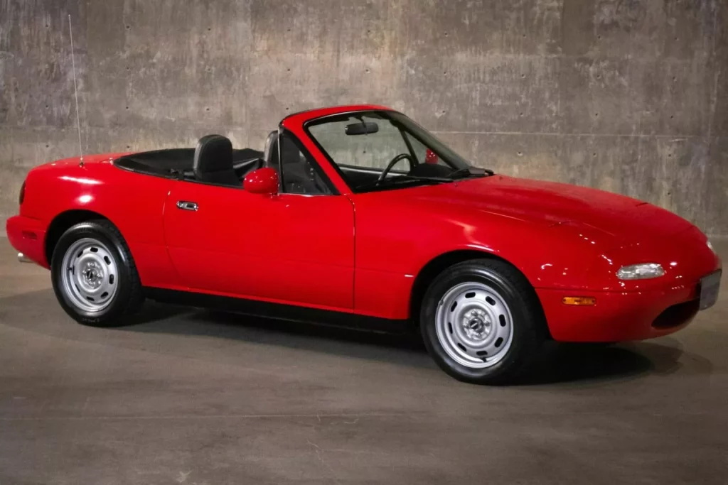 1990 Mazda MX 5 Miata 3 Motor16