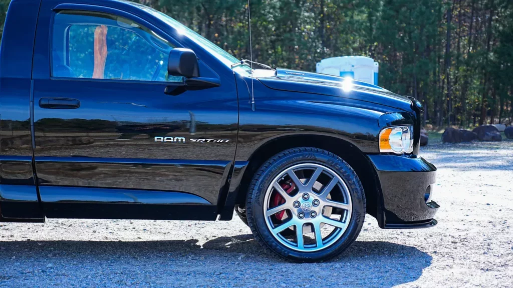 2004 Dodge Ram SRT 10 BaT 8 Motor16