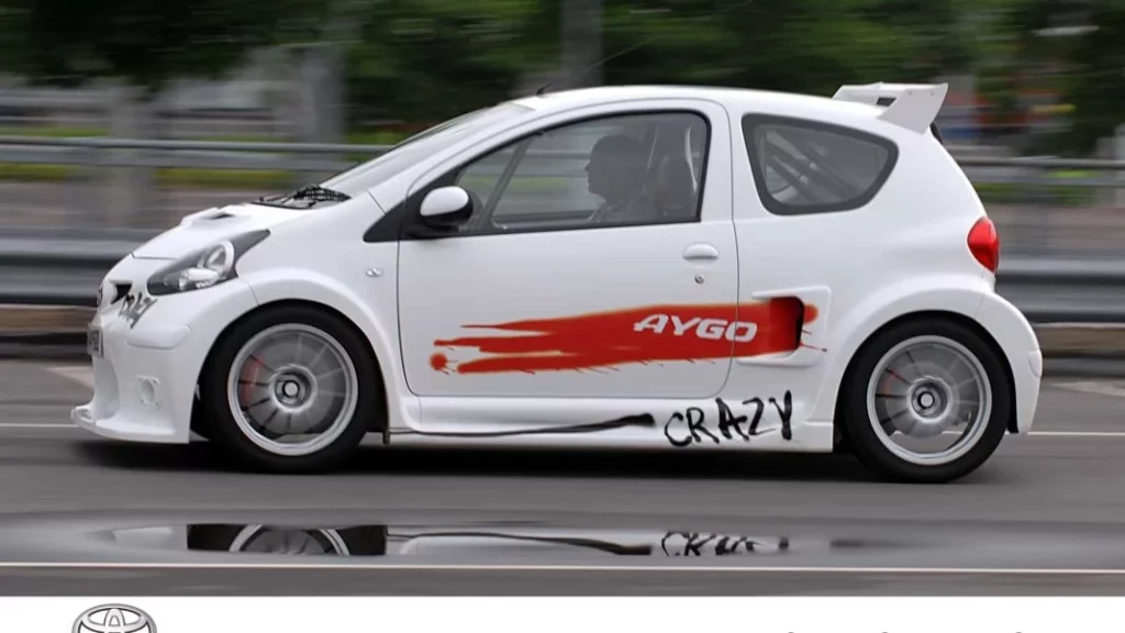 2008 toyota aygo crazy concept 10 Motor16