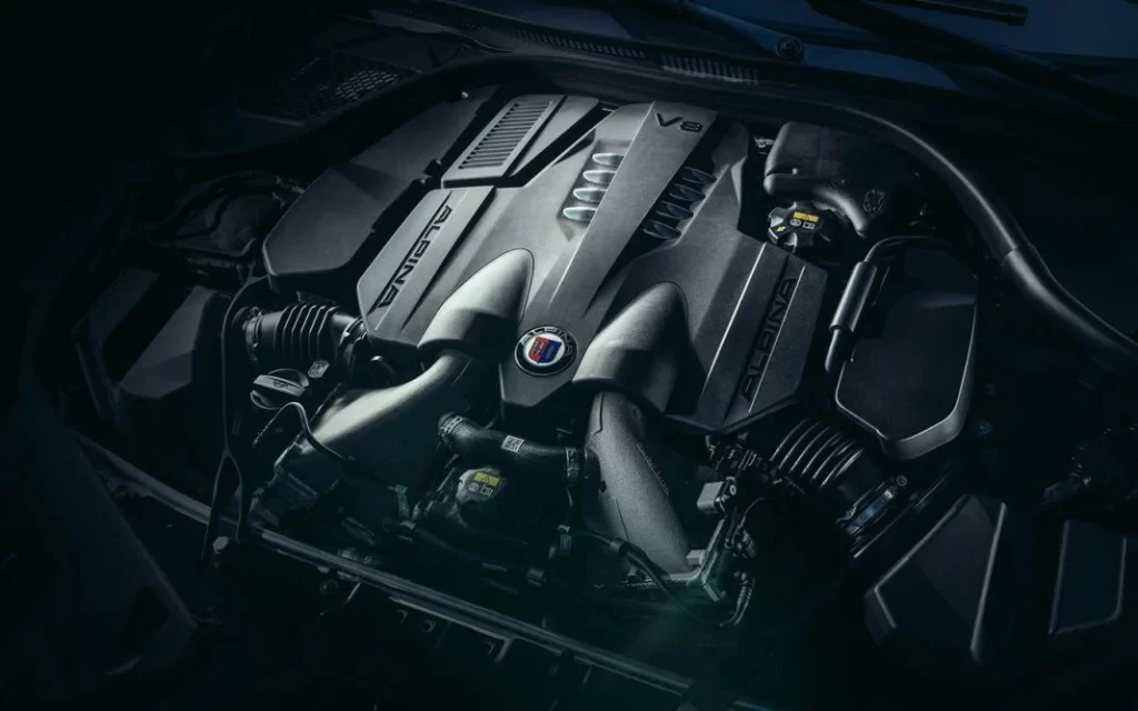 2025 Alpina B8 GT exterior 12 Motor16