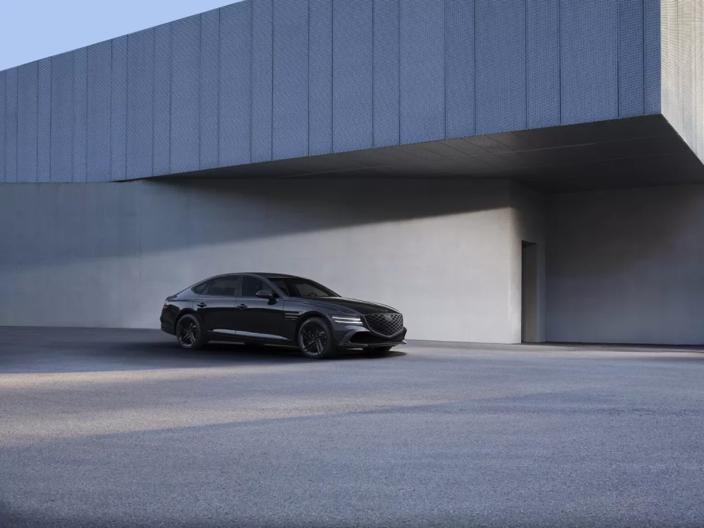 2025 Genesis G80 Black 2 Motor16