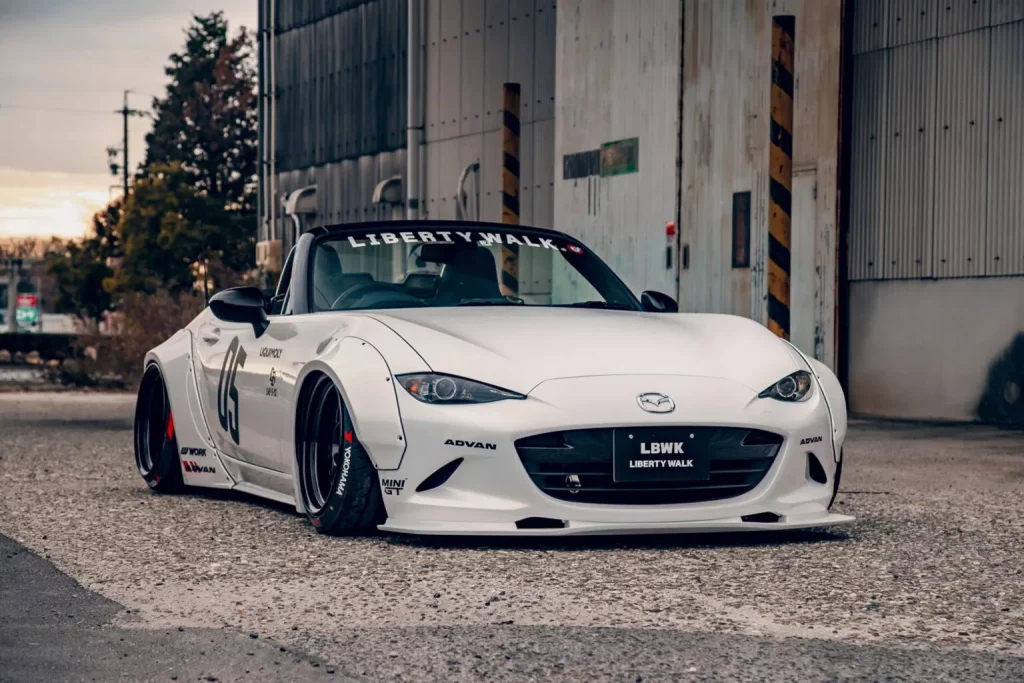 2025 Mazda MX-5 ND Liberty Walk. Imagen delantera.