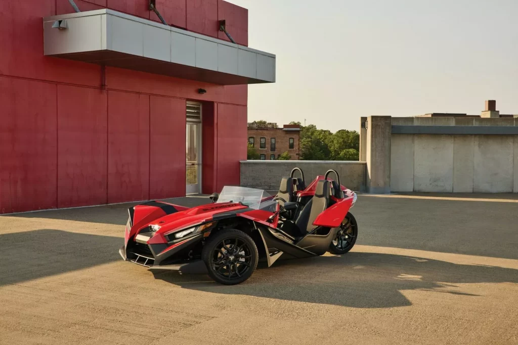 2025 Polaris Slingshot. Imagen estática.