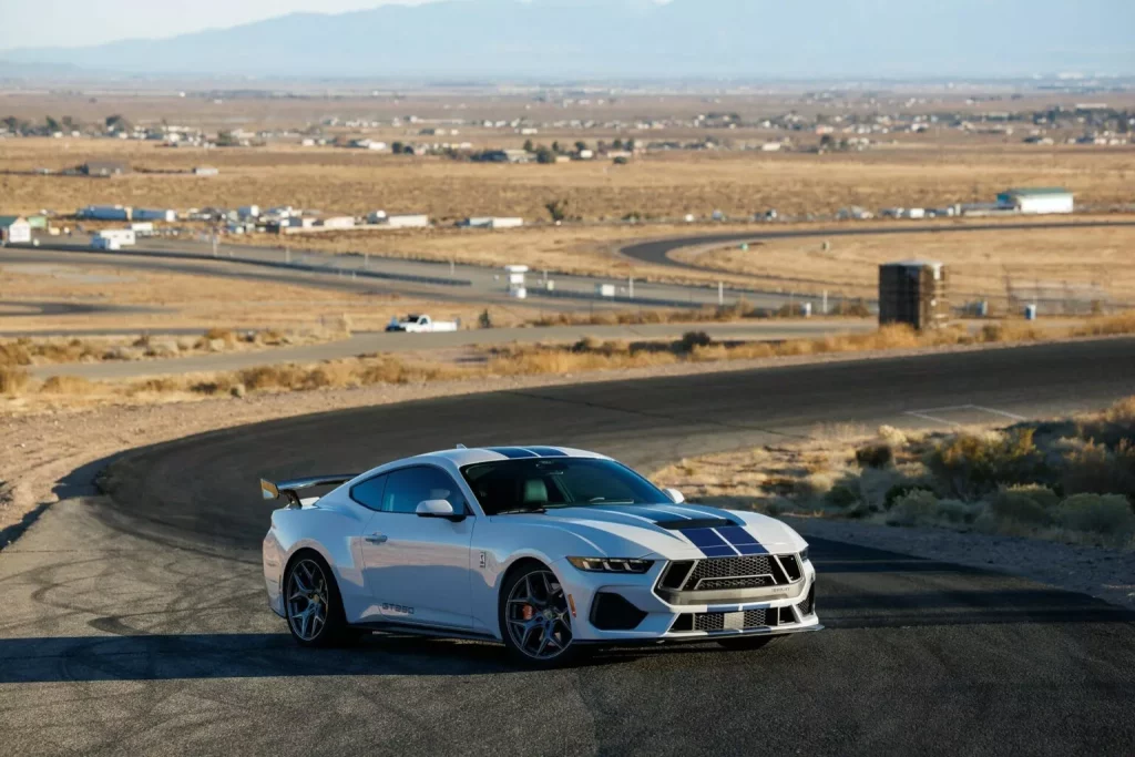 2025 Shelby GT350 Mustang 7 Motor16