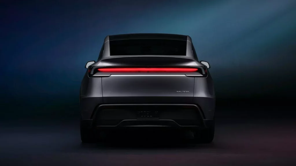 2025 Tesla Model Y USA 8 Motor16