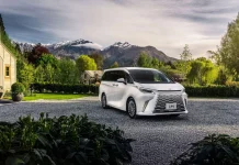 Con el LM, Lexus reinventa la limusina como si fuera un jet privado