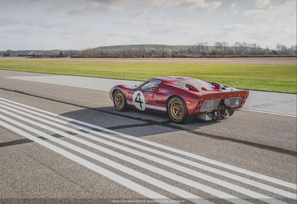 FORD GT40 LE MANS SUBASTA 23 Motor16