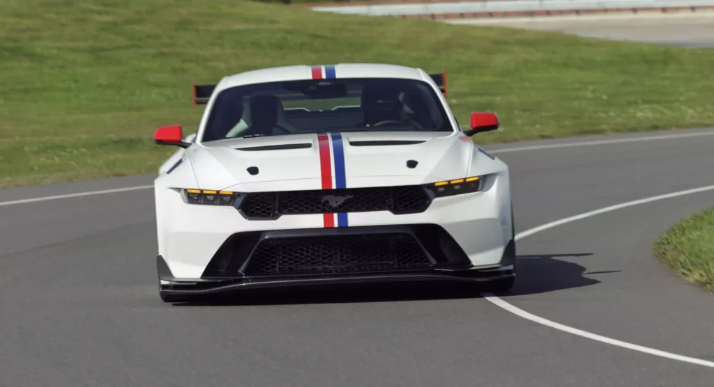 Ford Mustang GTD Spirit of America 13 Motor16