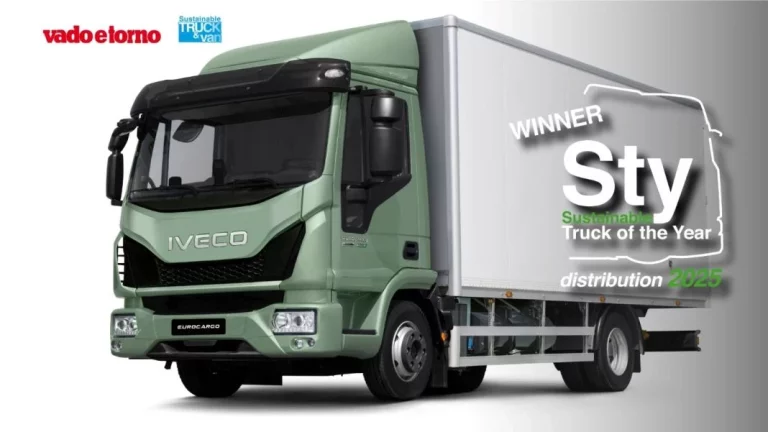 IVECO Eurocargo GNC, elegido Camión Sostenible del Año 2024 por su sostenibilidad, eficiencia, seguridad y confort para el conductor