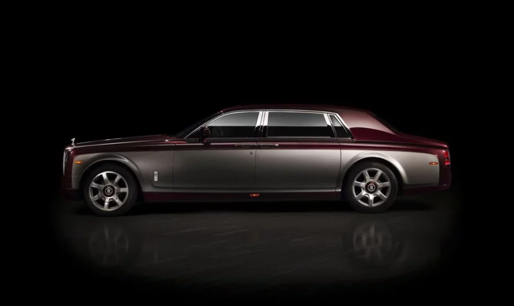 ROLLS ROYCE PHANTOM VII PINACLE Motor16