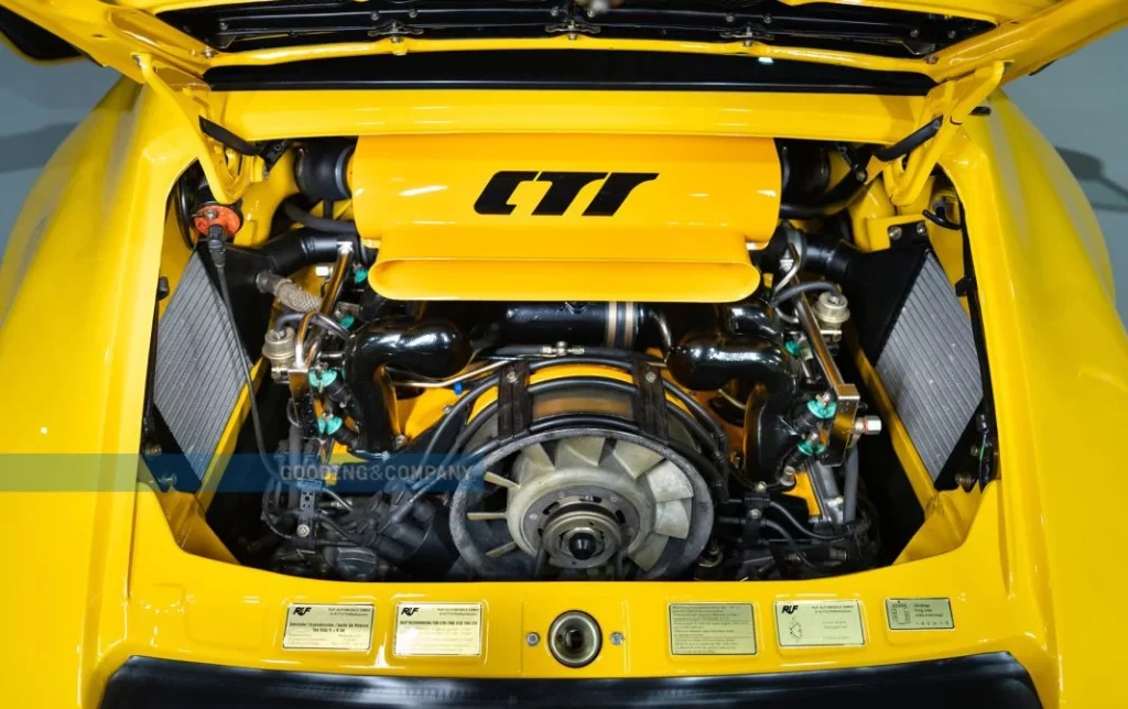 1987 Ruf CTR Yellowbird. Imagen motor.