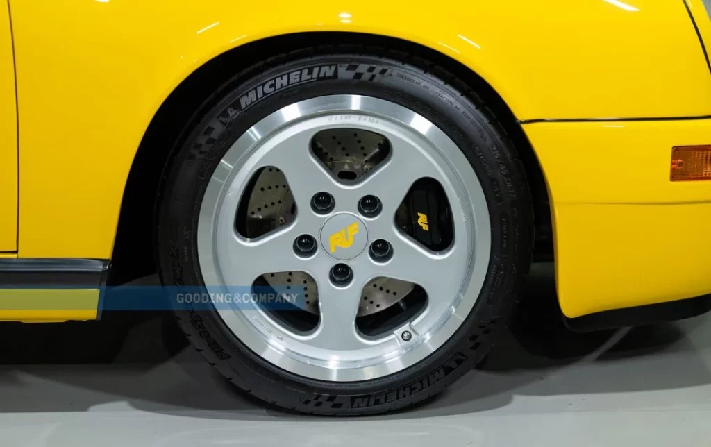 RUF CTR Yellowbird 1989 62 Motor16