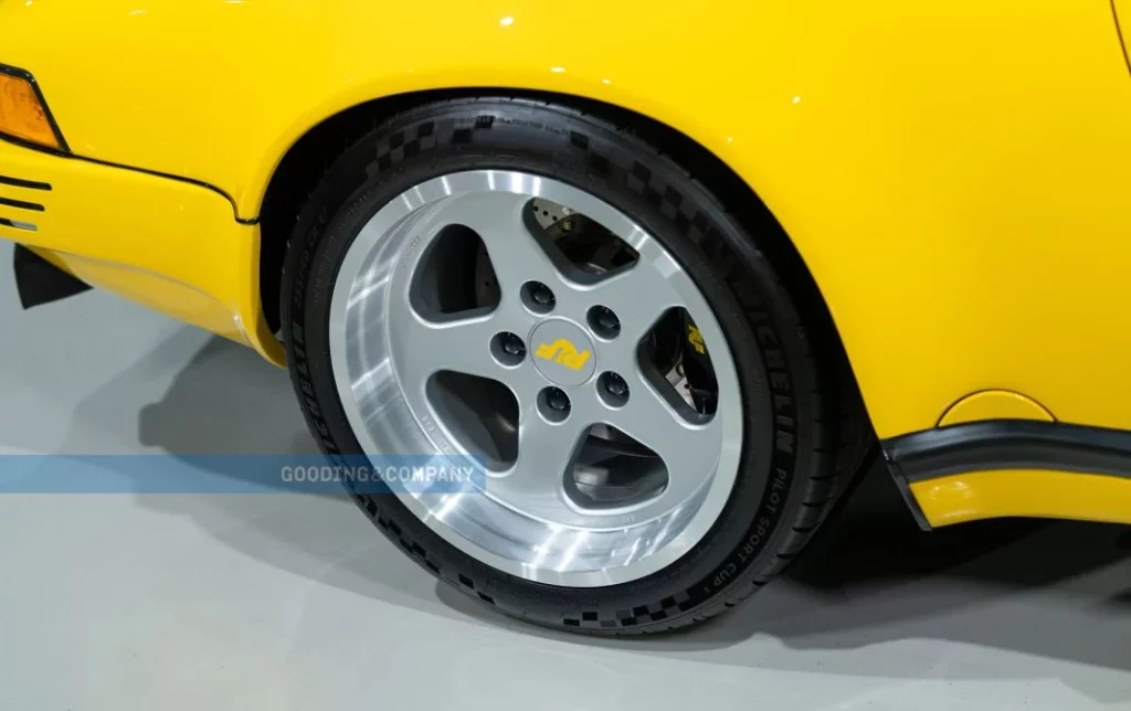 RUF CTR Yellowbird 1989 64 Motor16