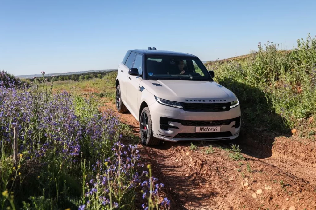 Range Rover Sport P460e 23 Motor16