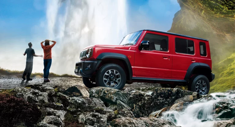 El Suzuki Jimny Nomade tiene 5 puertas y ya está a la venta… en Japón