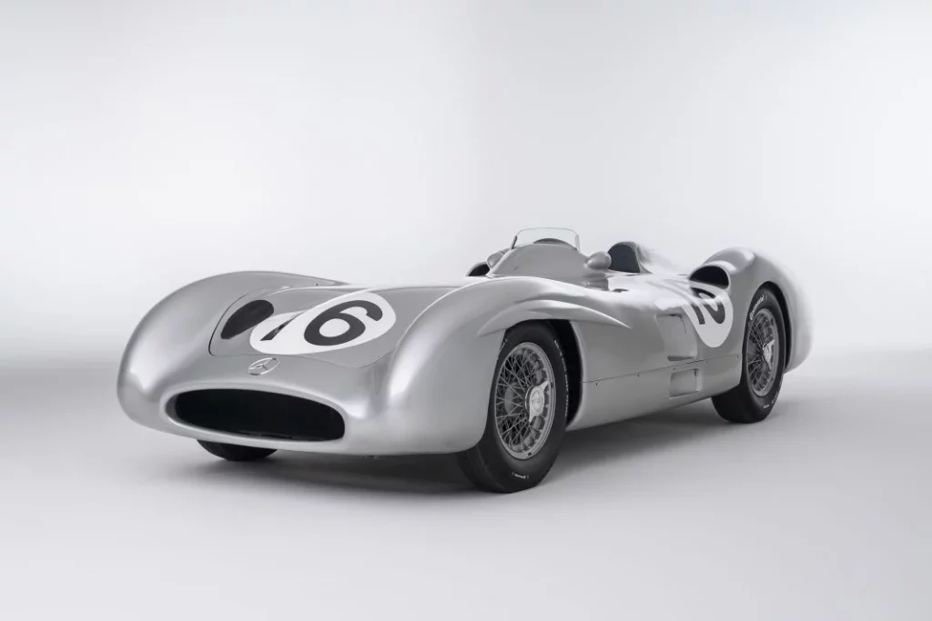 segundo coche m as caro del mundo 1954 Mercedes Benz W 196 R Stromlinienwagen 8 Motor16