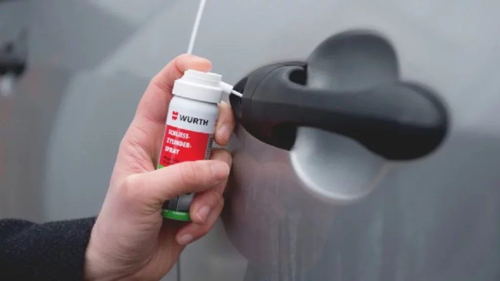 Cómo usar el spray Würth para descongelar los cristales de tu coche