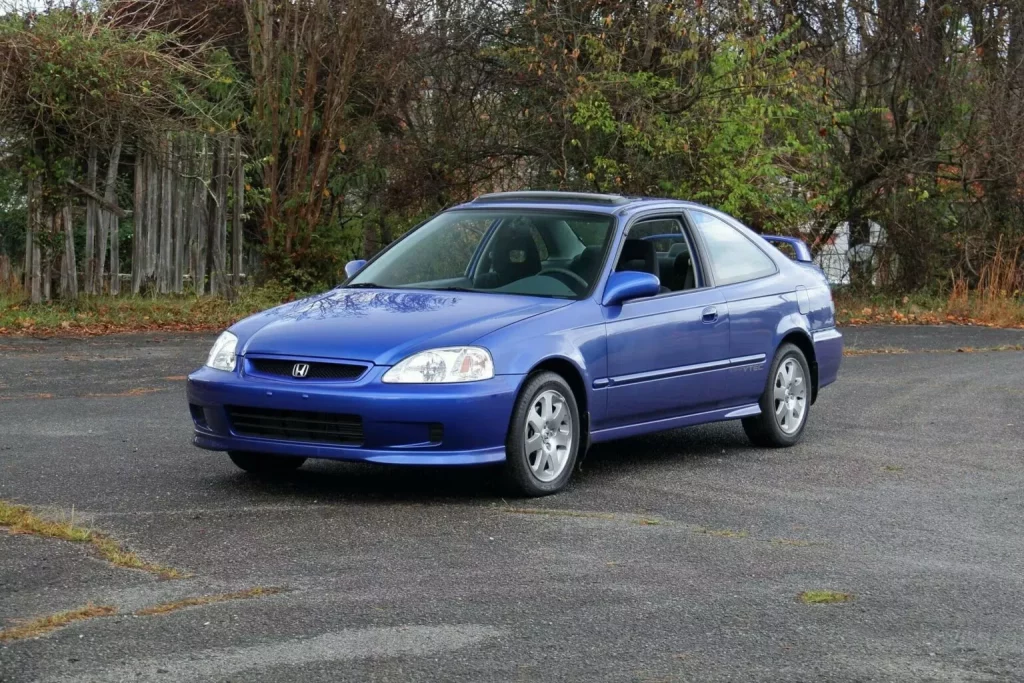 2000 Honda Civic Coupé. Mecum. Imagen exterior.