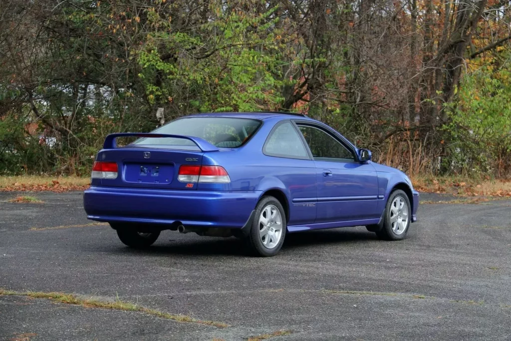 1991 Honda CRX 2000 Honda Civic Mecum 15 Motor16