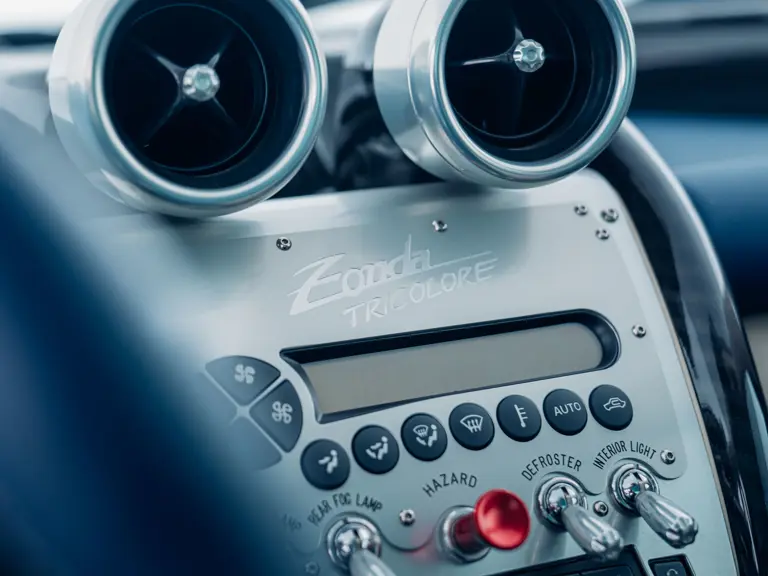 2011 Pagani Zonda Tricolore RM Sothebys 19 Motor16