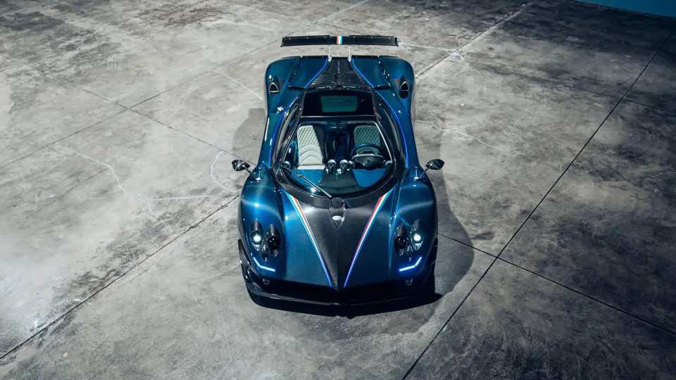 2011 Pagani Zonda Tricolore. RM Sotheby's. Imagen delantera.