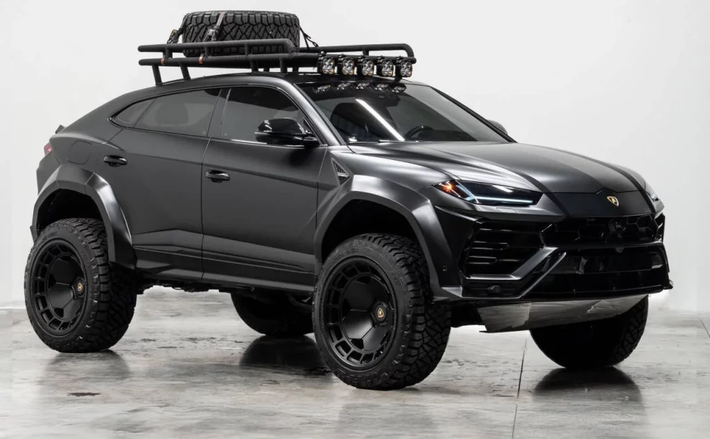 2022 Lamborghini Urus Apocalypse. Imagen estudio.