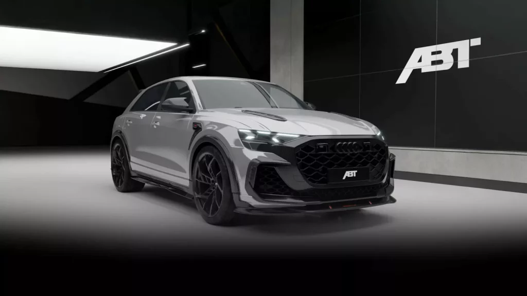 2025 Audi RSQ8 ABT Legacy Edition. Imagen estudio.