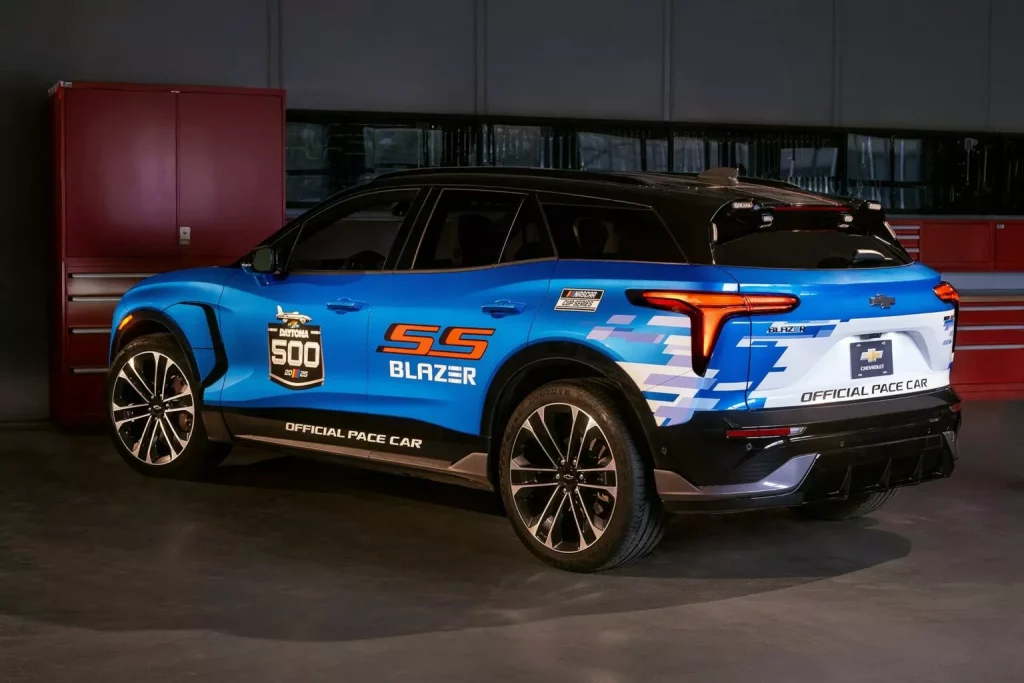 2025 Chevrolet Blazer SS. Pace Car Daytona 500. Imagen trasera.