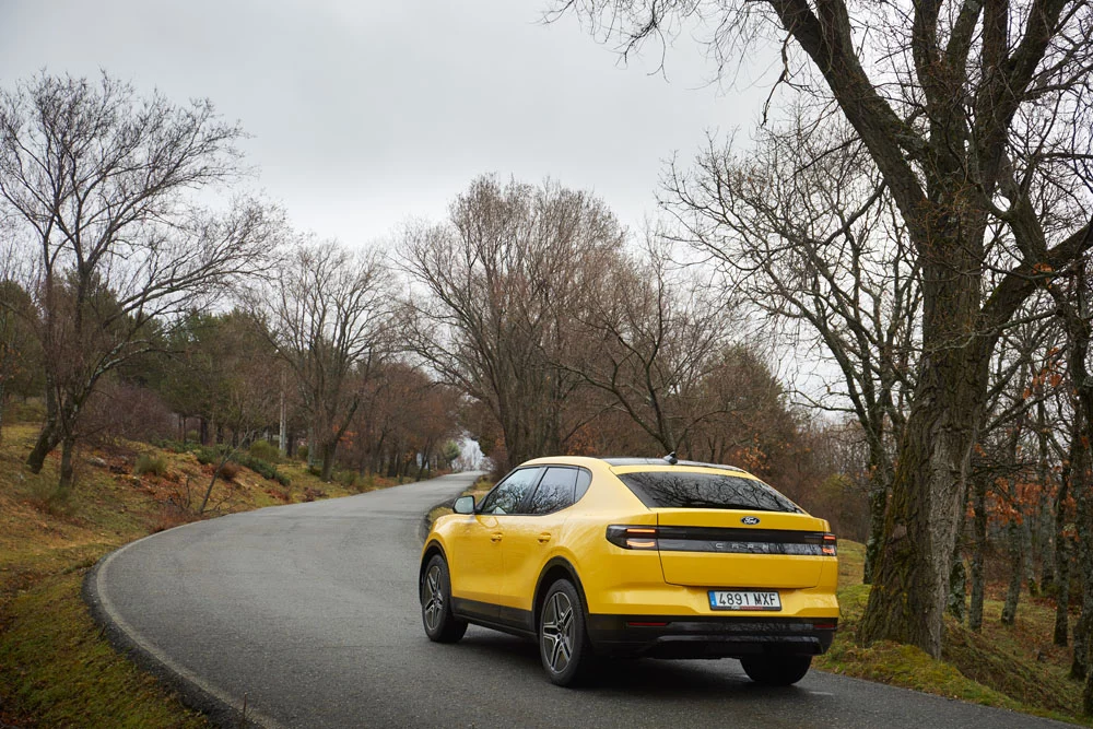 2025 Ford Capri Al Volante 17 Motor16