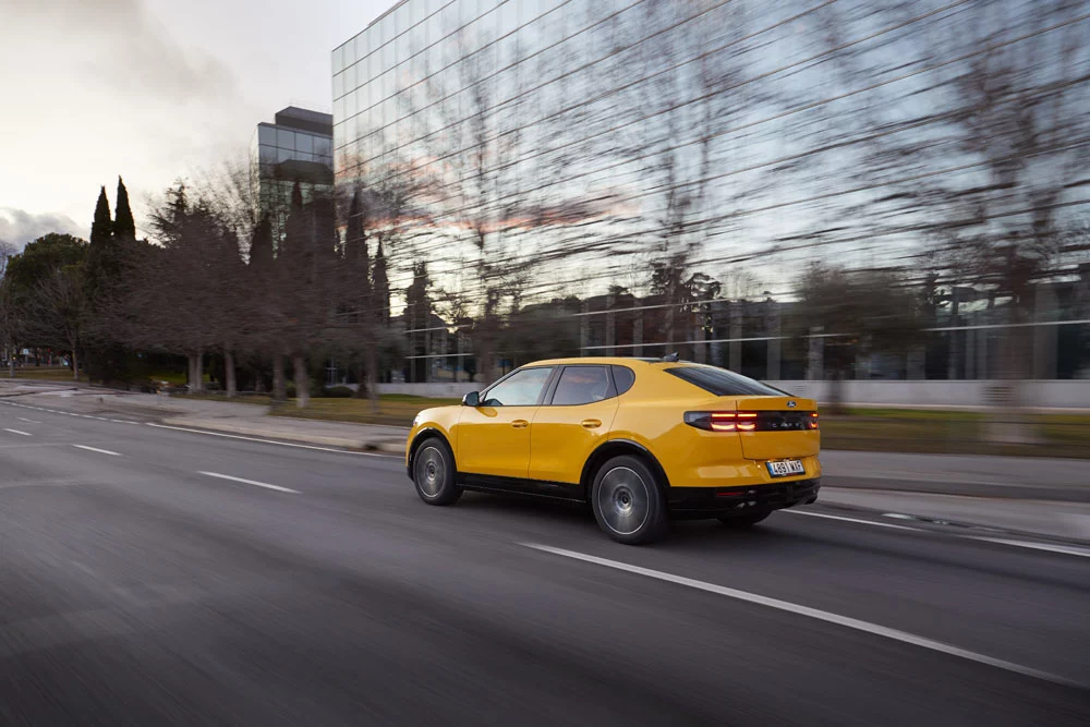 2025 Ford Capri Al Volante 29 Motor16