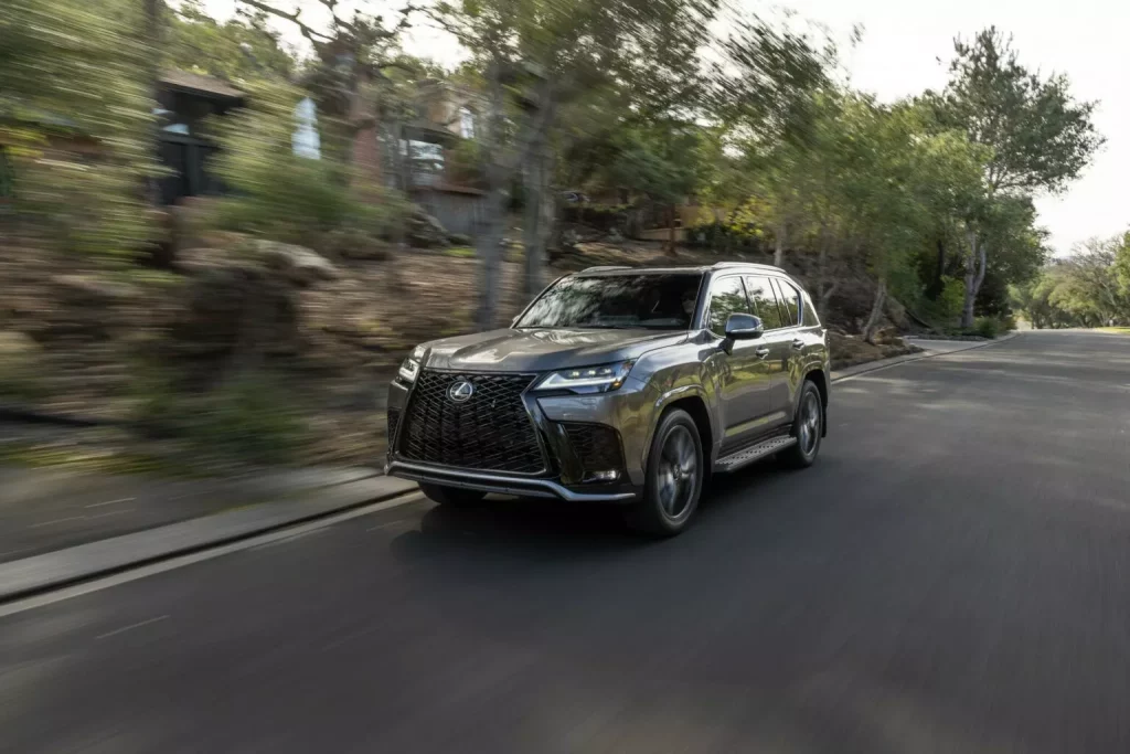 2025 Lexus LX 700h 18 Motor16