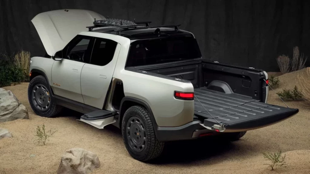 2025 Rivian R1T R1S California Dune 6 Motor16